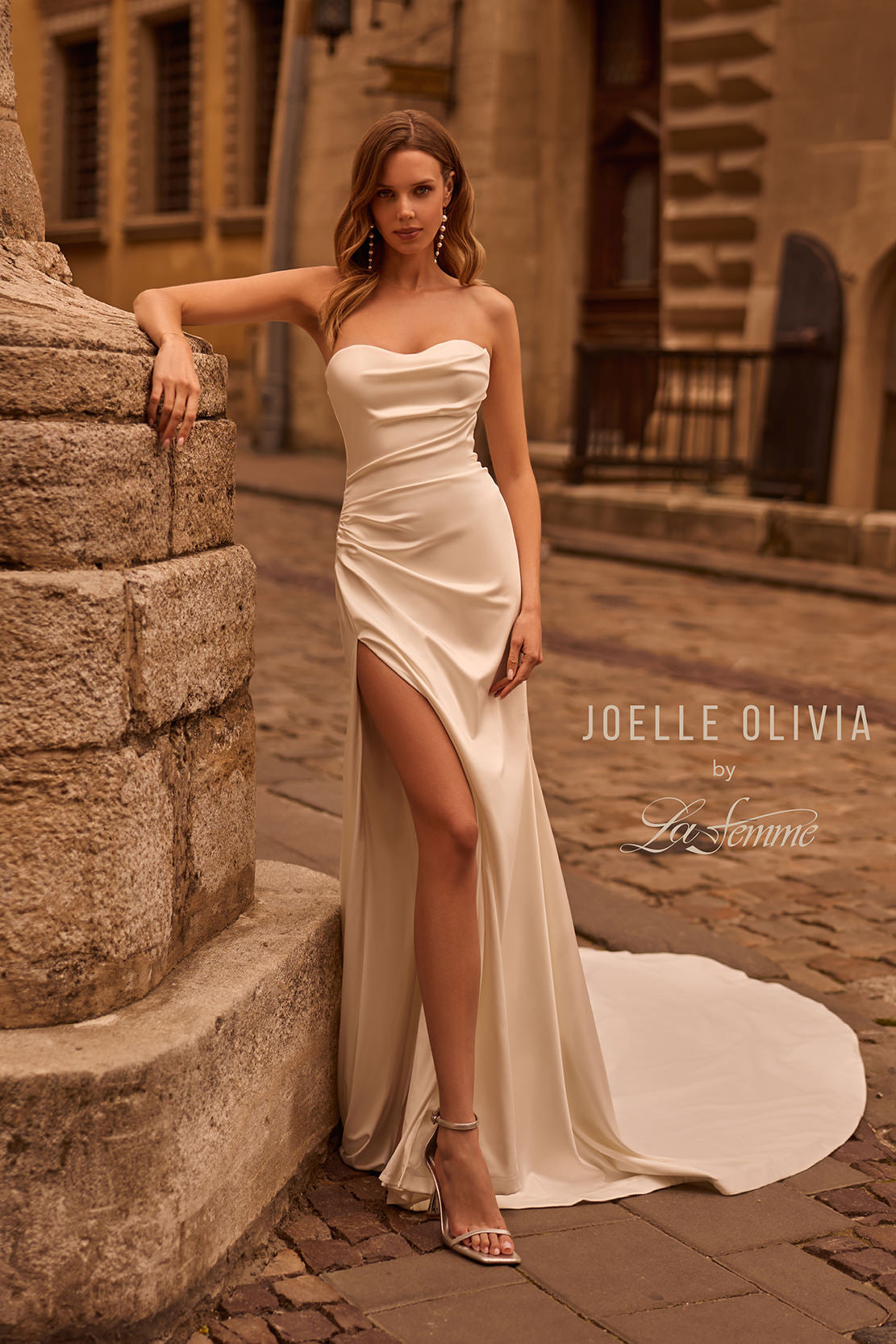 Joelle Olivia Bridal